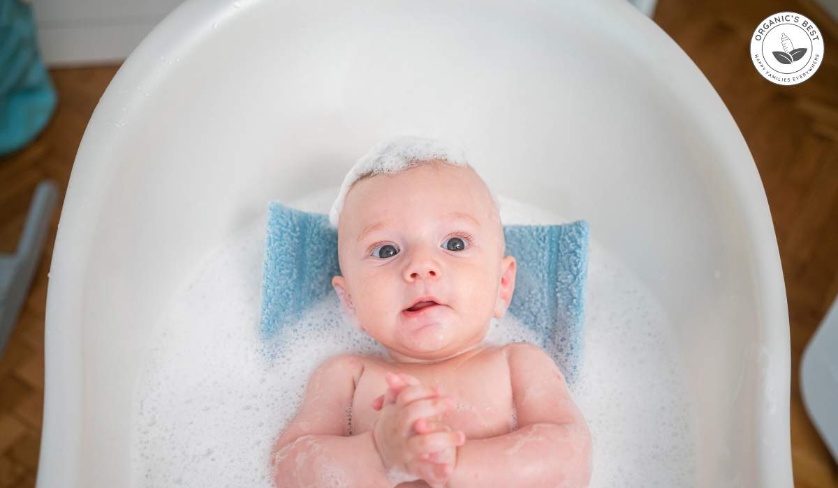Baby Bath Guide: How to Bathe a Newborn